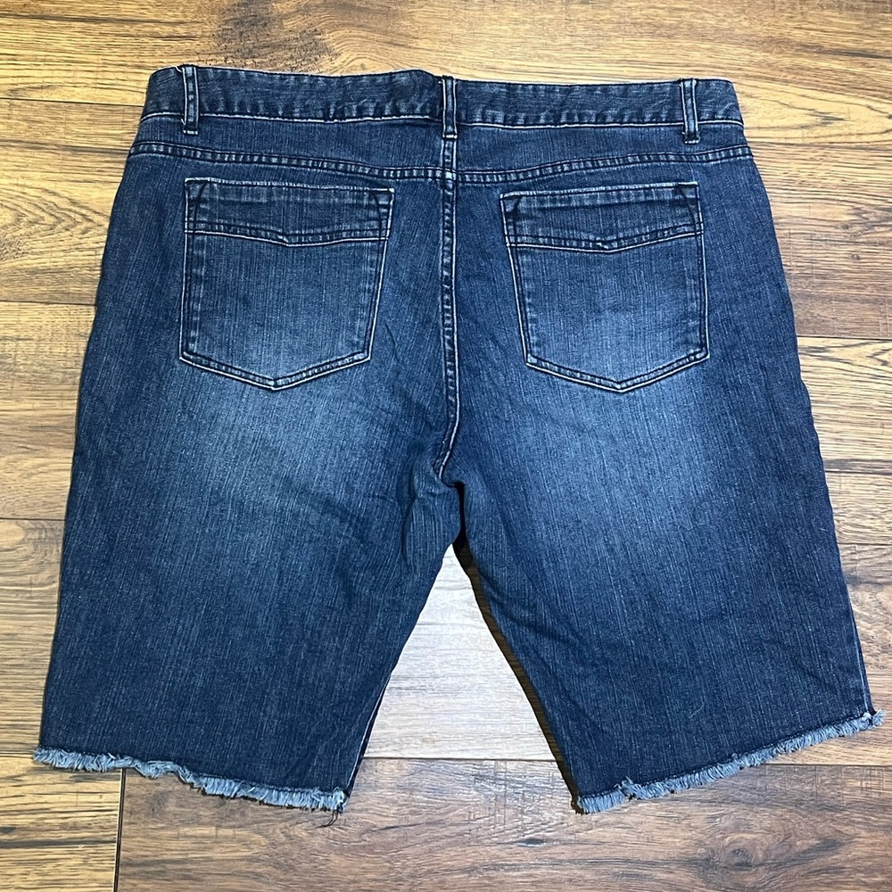 Gap Bermuda Jean Shorts Size 14 - Picture 2 of 4